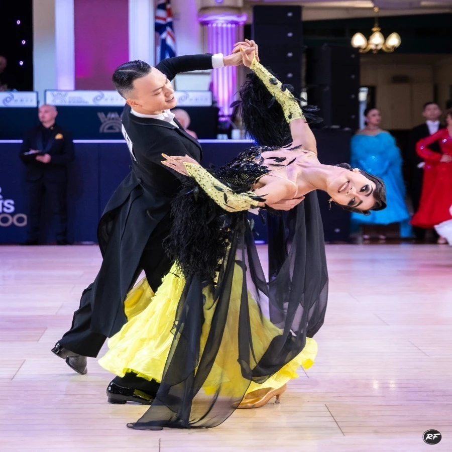 王宇周晨城摩登舞线上课程《狐步舞基本教学》