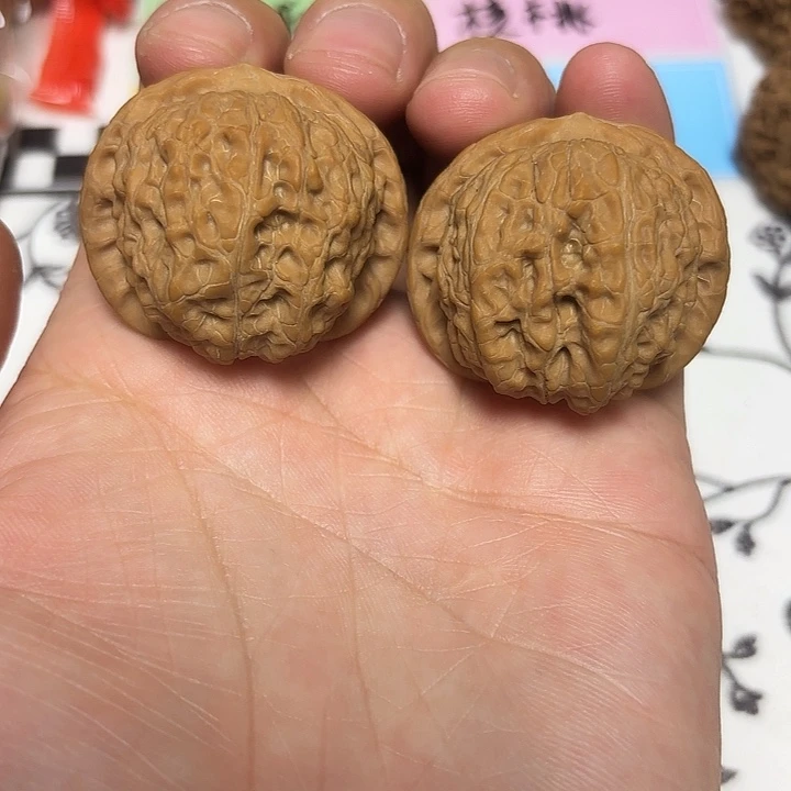 吊坠桃核血麒麟核桃