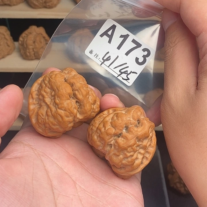 个***人核桃A173ssssss级蛤蟆头