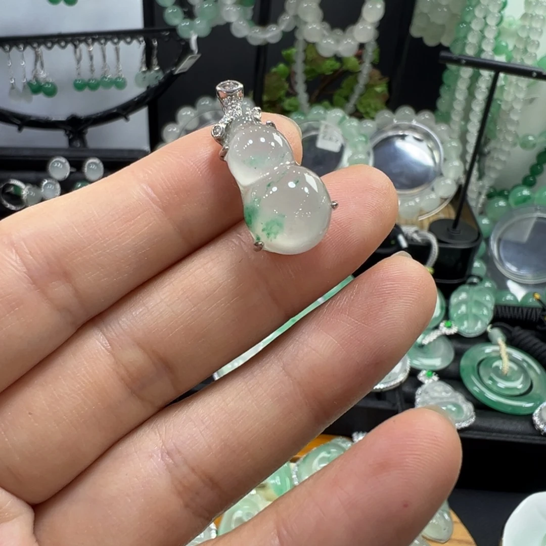 石英质玉银S925镶嵌颈饰