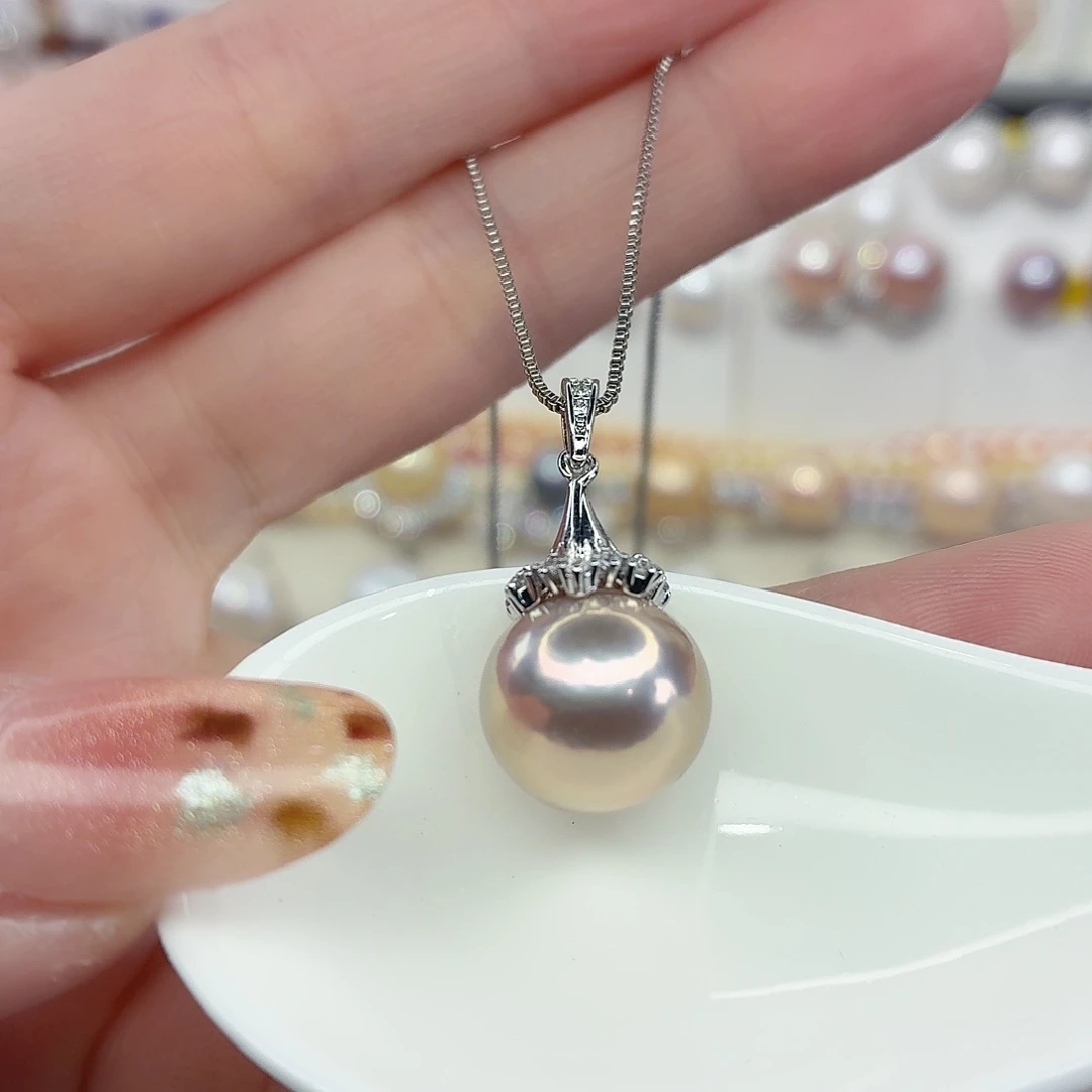 淡水珍珠颈饰合金