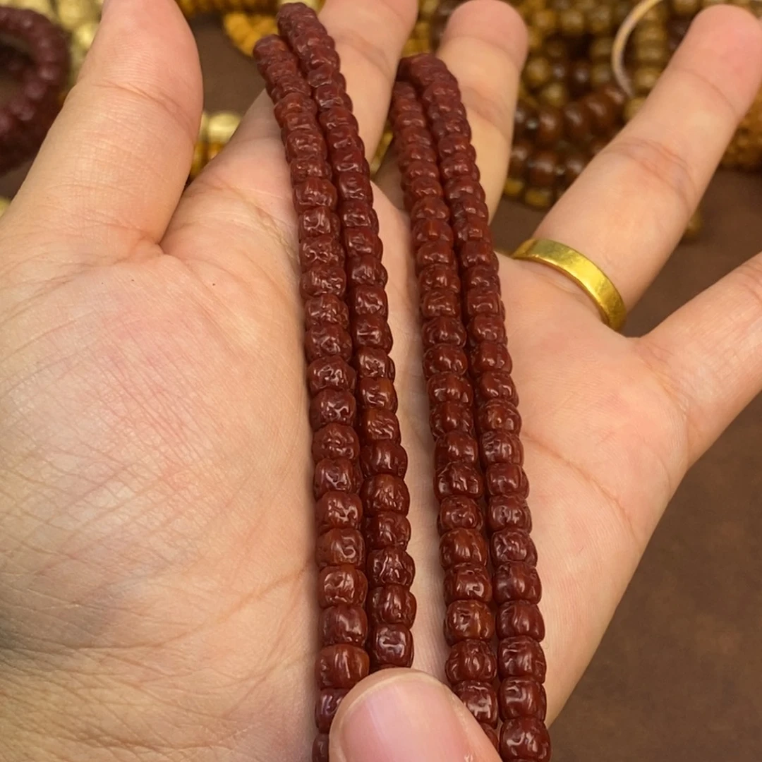 辣***条金刚菩提吊坠佛手