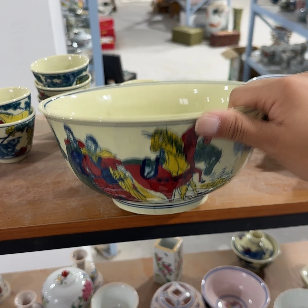 瓷片摆件等物品等都会自动消失或者