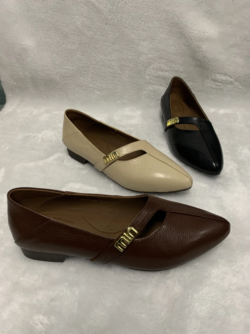 羊皮尖头粗跟低跟浅口复古风拼接单鞋软底平底鞋休闲方头百搭197