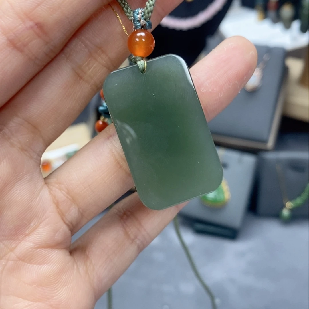 和田玉颈饰未镶嵌Cs