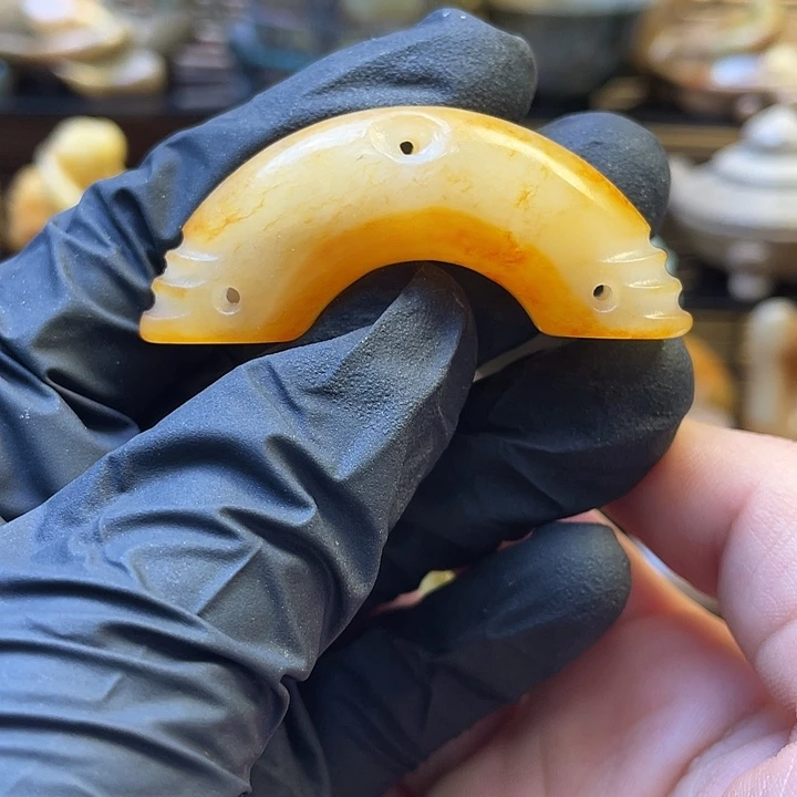 和田玉（糖玉）未镶嵌挂件