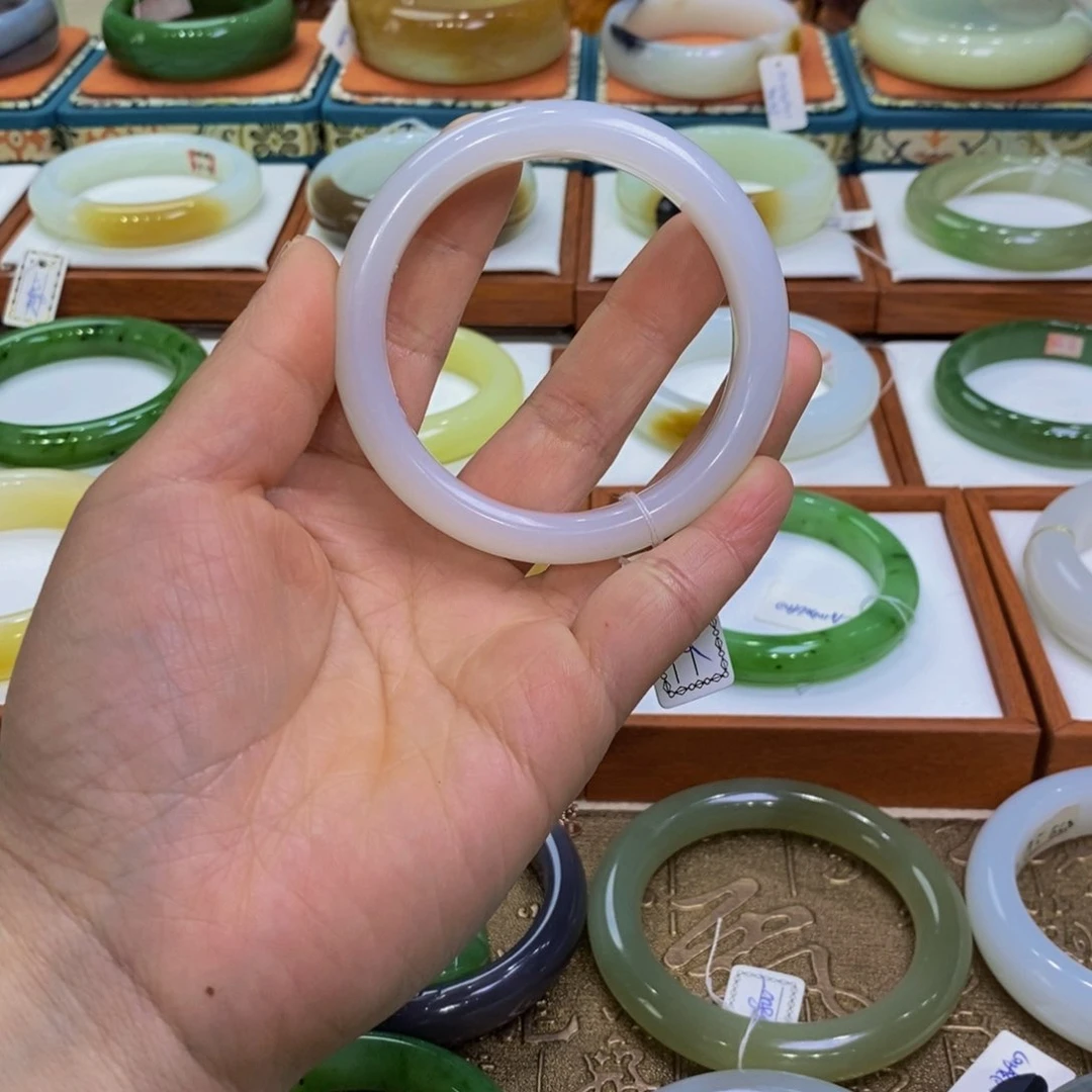 和田玉手镯未镶嵌新疆白玉55.56