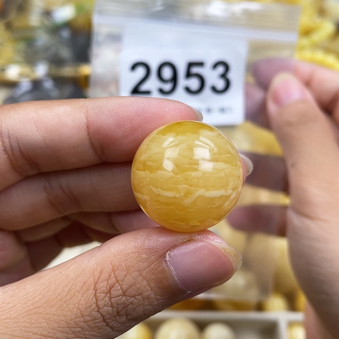 琥珀未镶嵌珠宝奇石23
