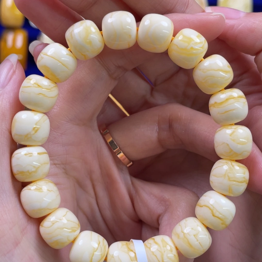 琥珀未镶嵌裸石琥珀蜜蜡