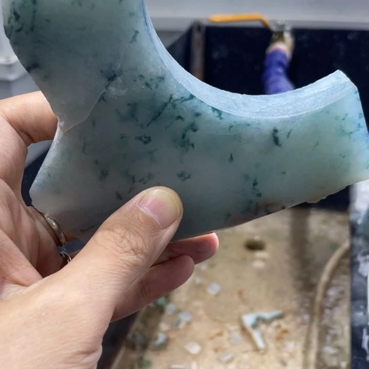 齐***表未镶嵌定制翡翠边角料