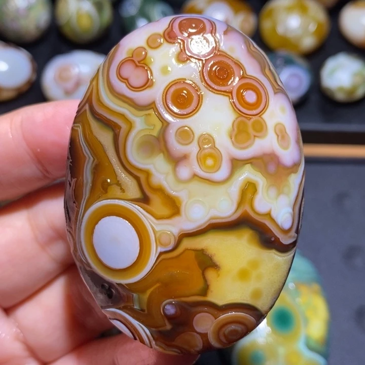 未镶嵌玛瑙/玉髓珠宝半成品44