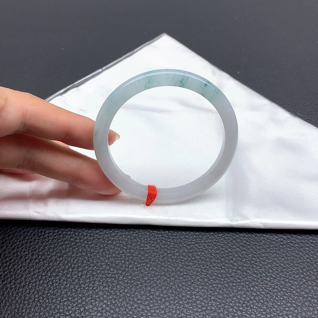 翡翠未镶嵌手镯51.9