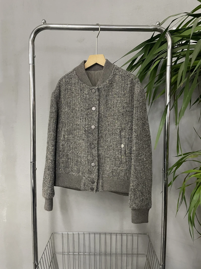 新款时尚百搭外套 YT7670