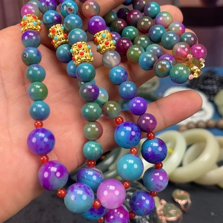 伍***七玛瑙/玉髓未镶嵌颈饰