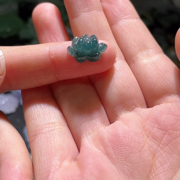 颈饰未镶嵌翡翠天
