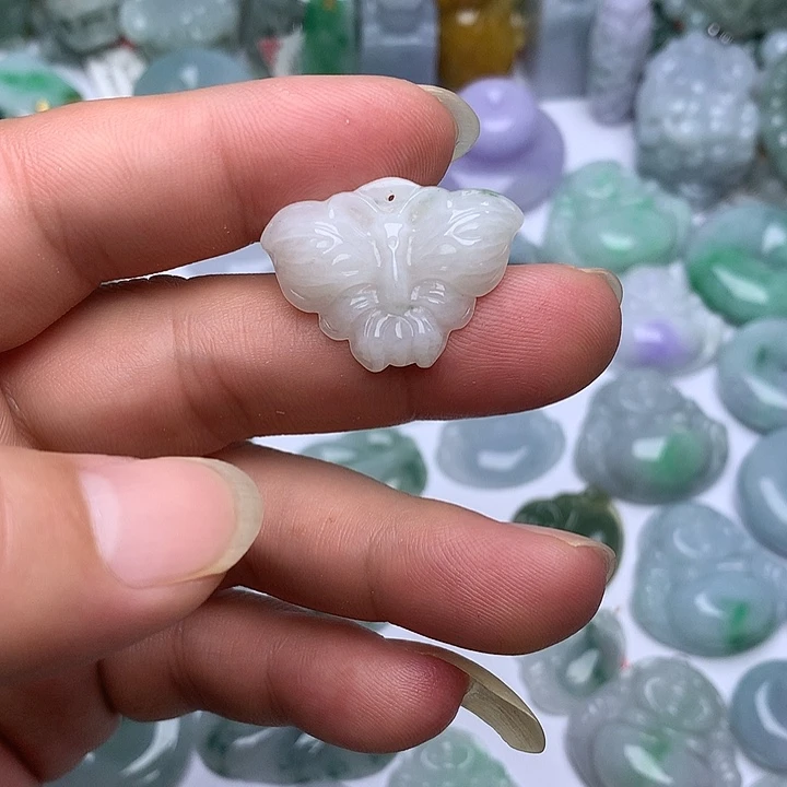 翡翠未镶嵌颈饰天然翡翠