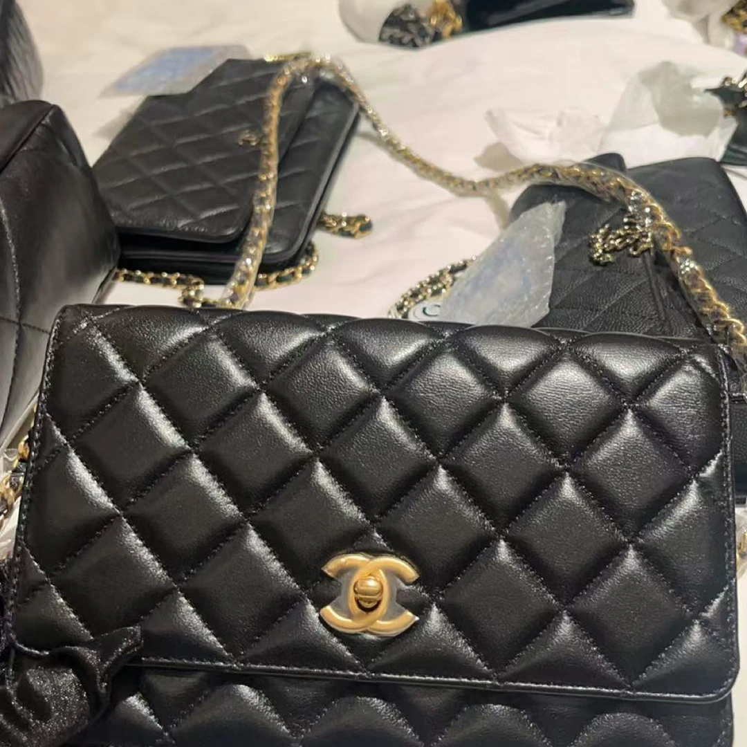 99新 Chanel/香奈儿 壹臻包展/黑金金球woc斜挎包