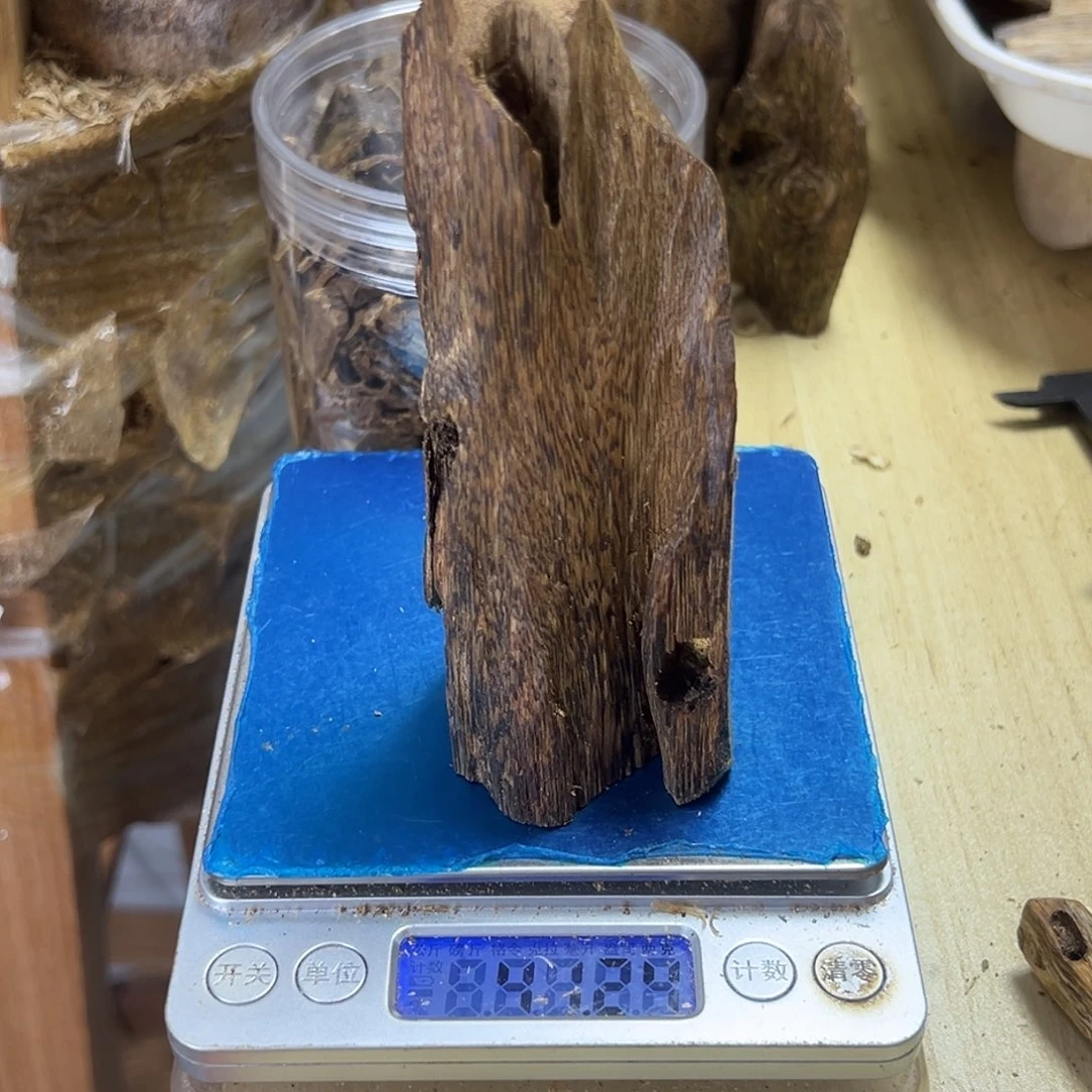 香料绿奇楠白棋虫漏41克