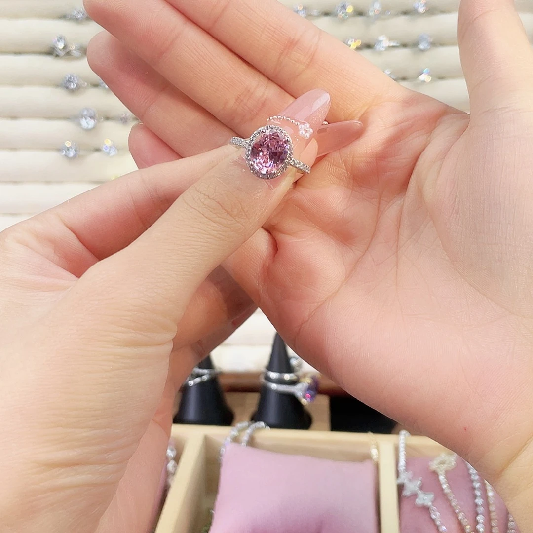 925银合成碳硅石鸽子蛋三卡粉钻10圈