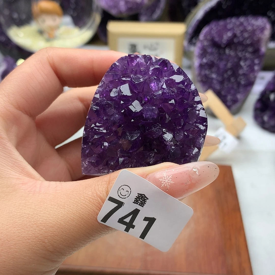 未镶嵌大型摆件（非配饰）水晶