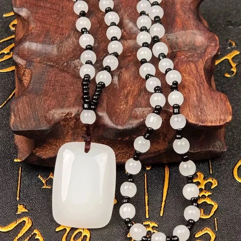 (李洋实业)无事牌男女款精美玉坠L