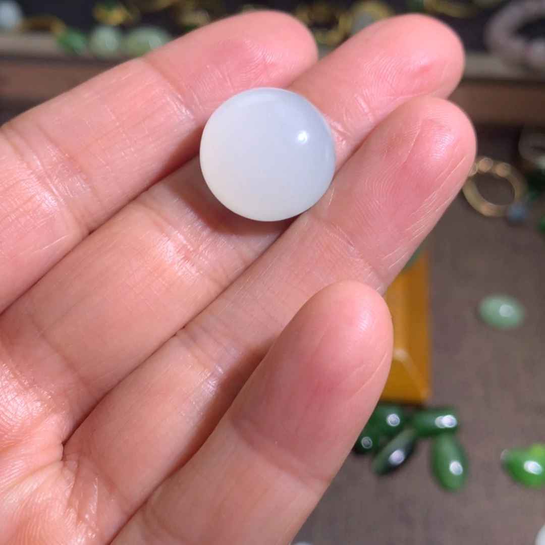 【闪购商品】未镶嵌和田玉珠宝半成品浓**泉