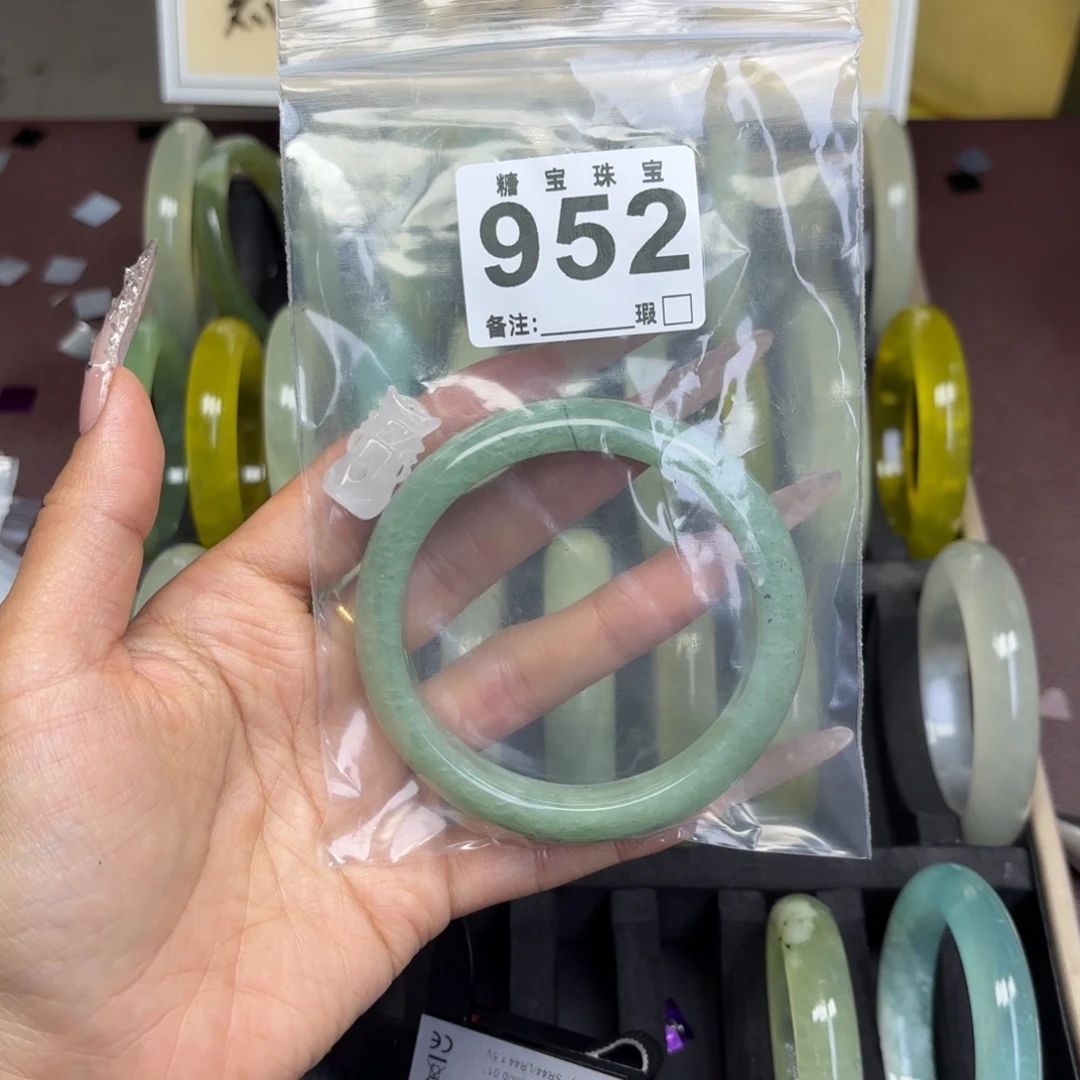 5****蛇纹石玉未镶嵌手镯