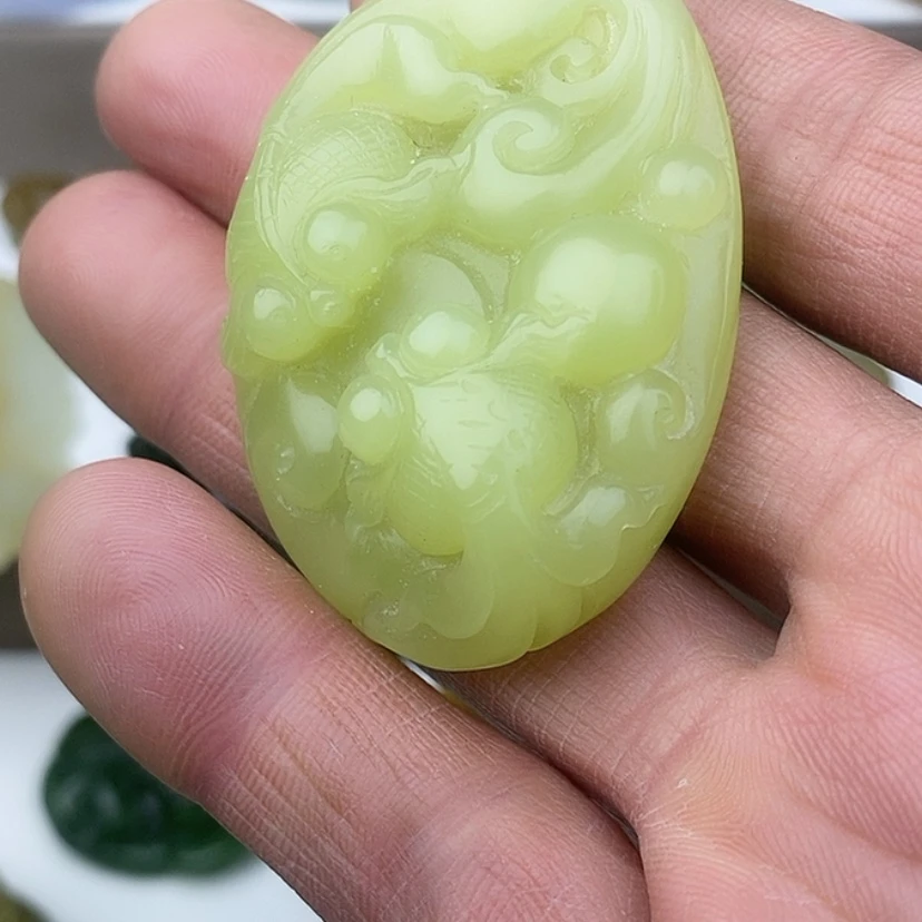 颈饰未镶嵌和田玉