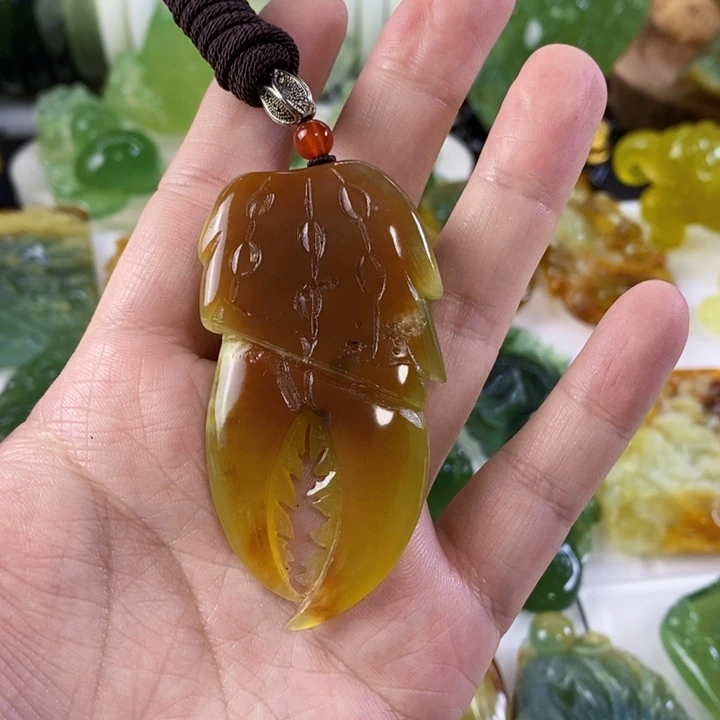 未镶嵌岫玉挂件吊坠