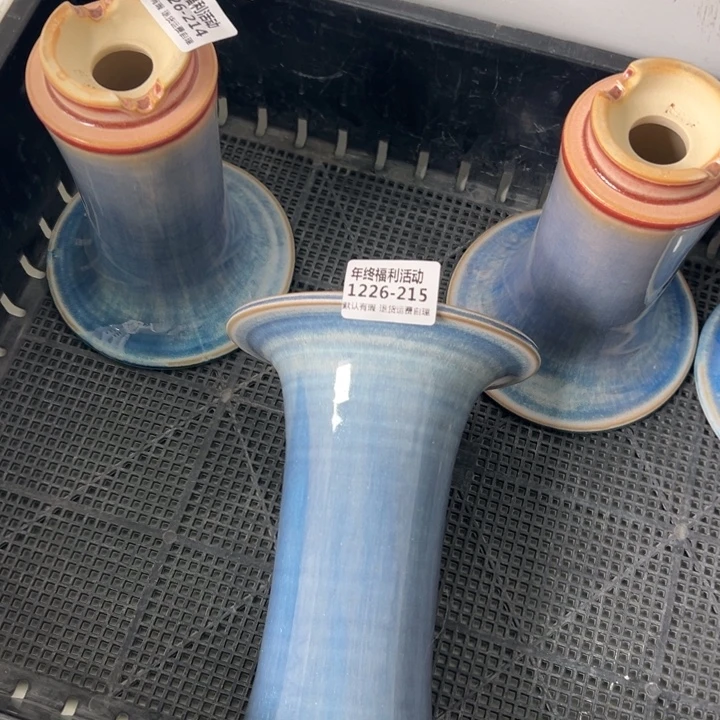 1226-215内口8瑕疵福利 默认一只