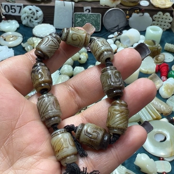 玛瑙/玉髓颈饰未镶嵌