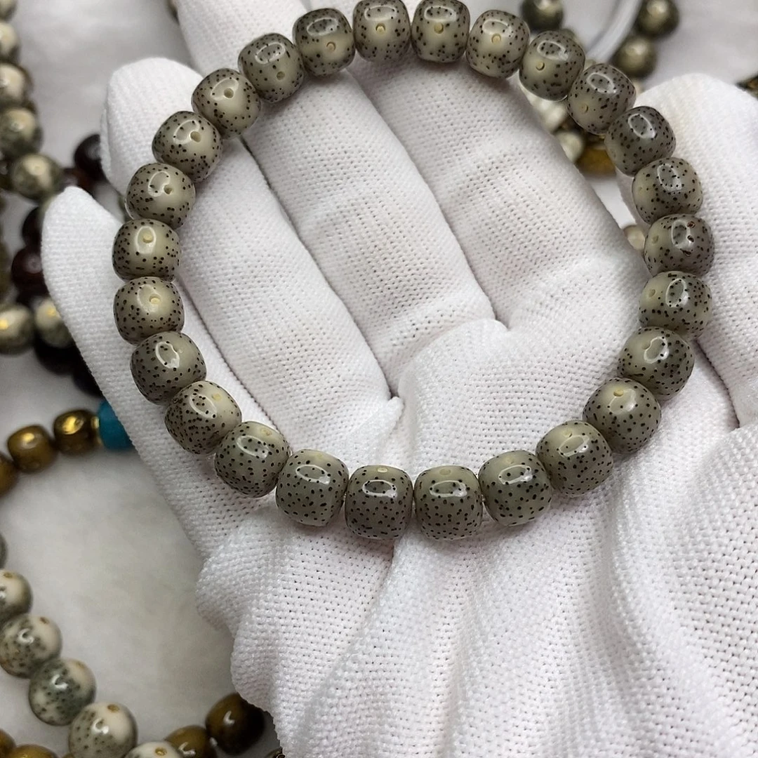 星月菩提手串石玉料