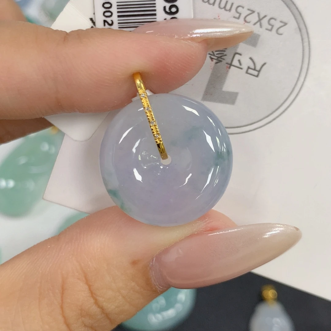 颈饰18K金镶嵌翡翠