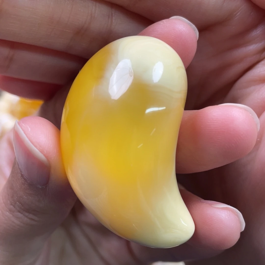 裸石蜜蜡未镶嵌琥珀蜜蜡