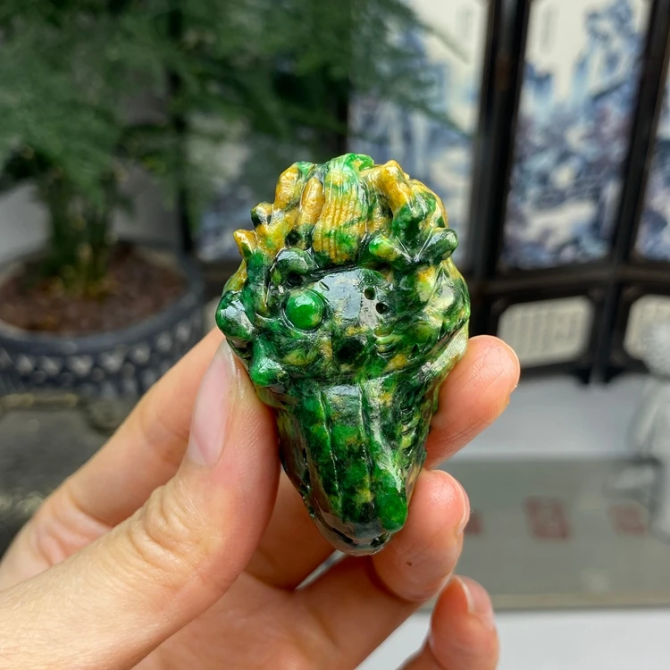 黄加绿辣色复古龙挂件 毛货  天然翡翠A货