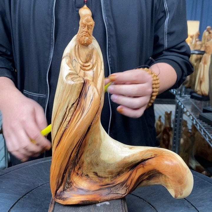 柏木（崖柏）随型摆件