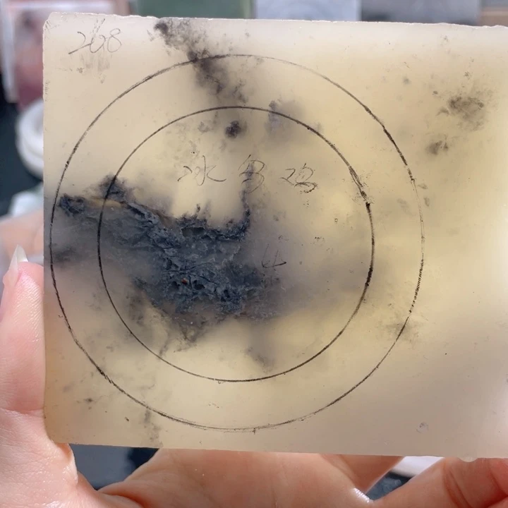 石英质玉未镶嵌手镯定制