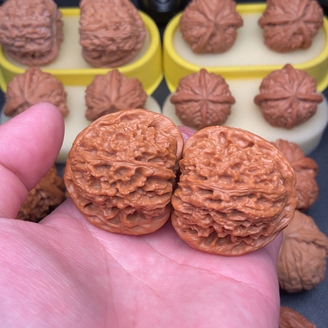 把件文玩核桃红皮南疆石41