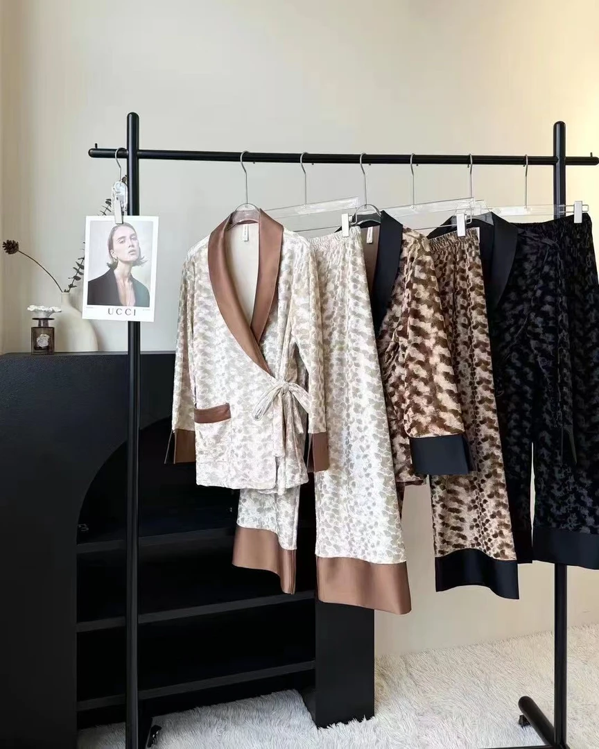 己垚服饰高端轻奢睡衣居家服套装