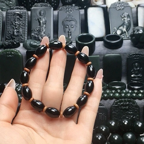 手串未镶嵌和田玉