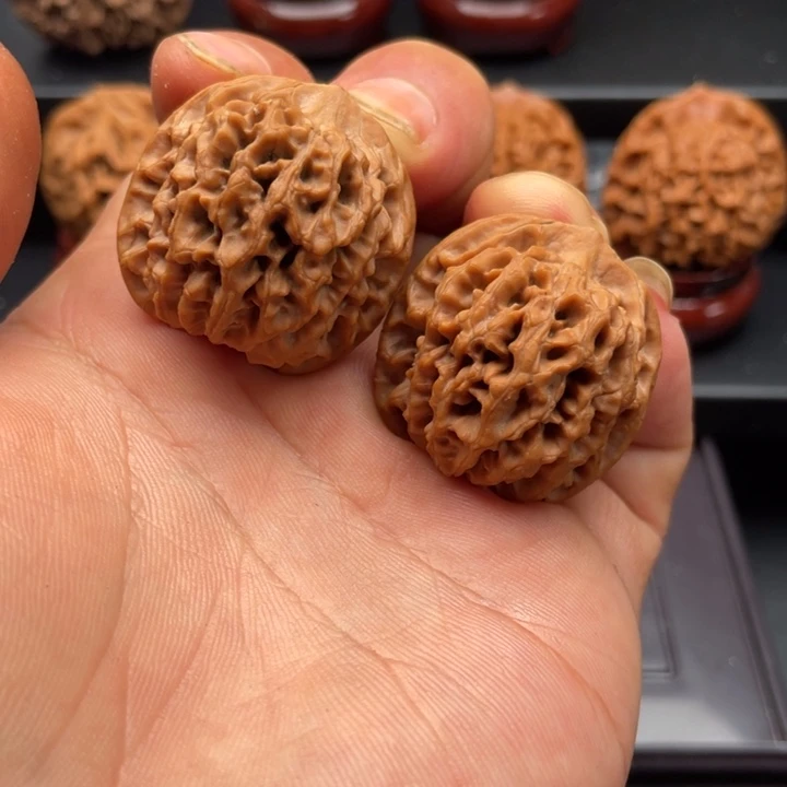 吊坠桃核秦岭秦闷31.5