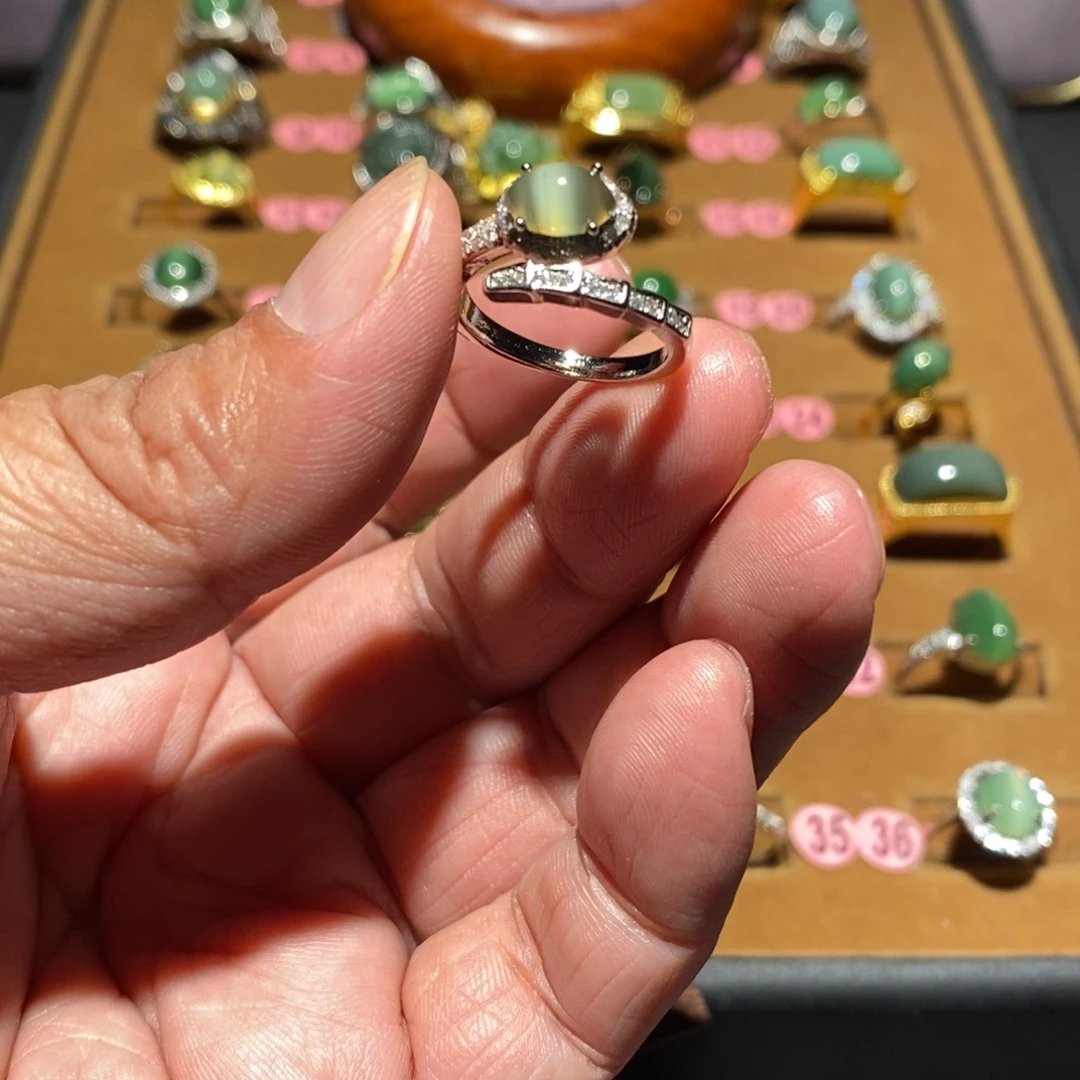 和田玉未镶嵌戒指