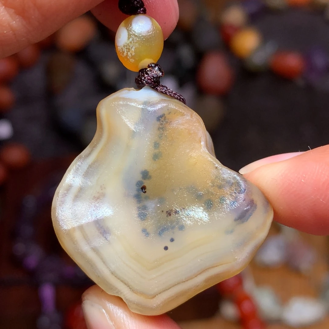 未镶嵌玛瑙/玉髓珠宝半成品