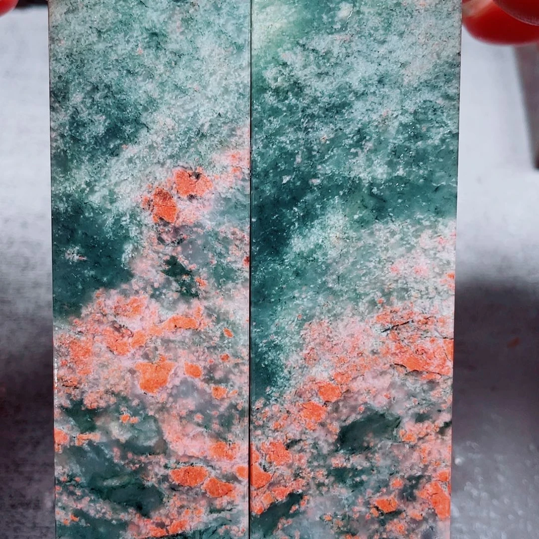 玉桂林鸡血玉印章镇尺32对