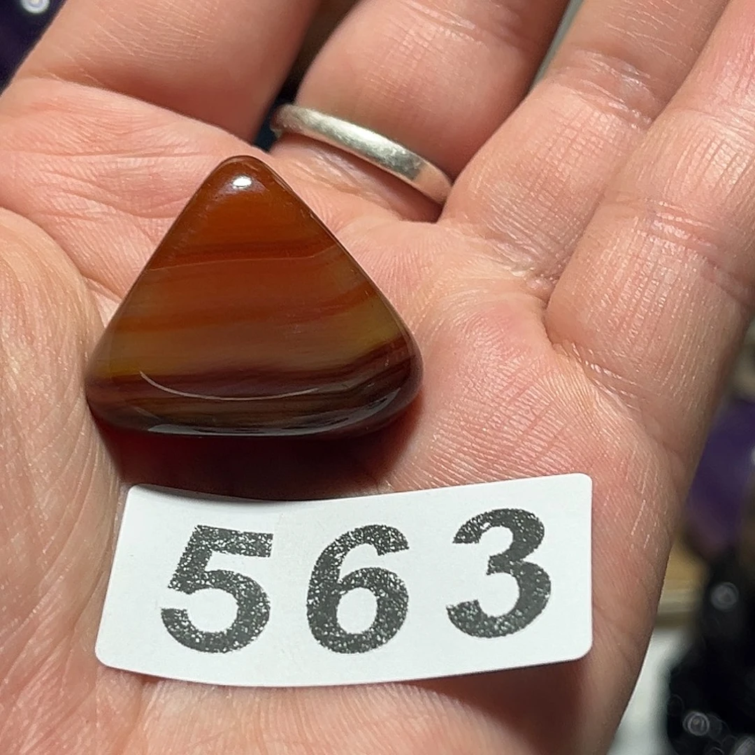 未镶嵌水晶大型摆件（非配饰）