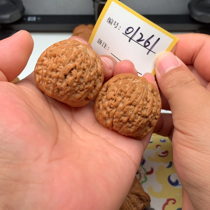 文玩核桃把件40.5莲花1261