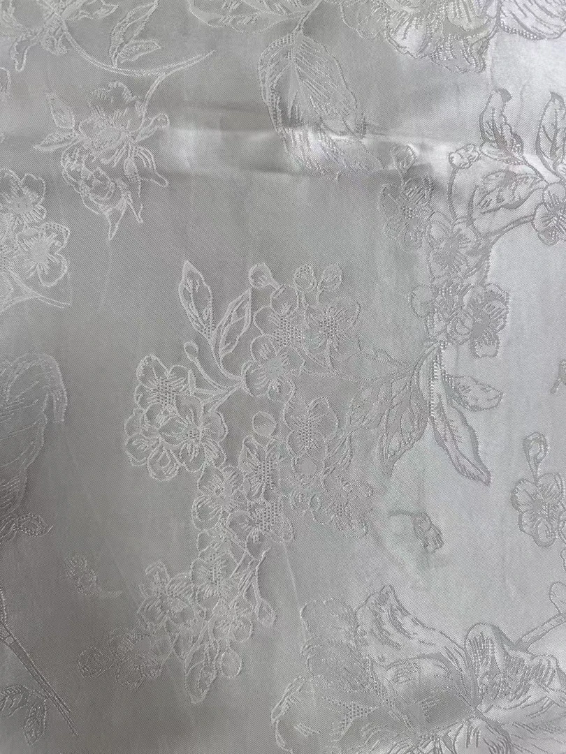 【牡丹白】精品大王缎 40姆米 （开裁不退不换）