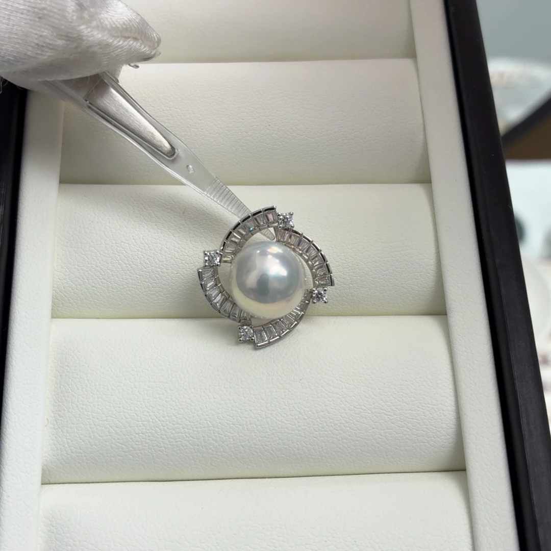 吊坠(不含链)银S925镶嵌淡水珍珠不是圆珠