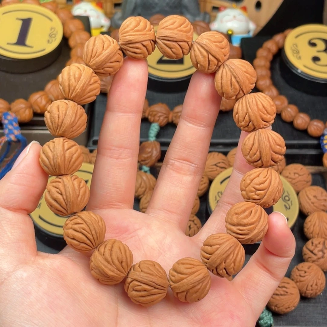 吊坠桃核祥云纹16