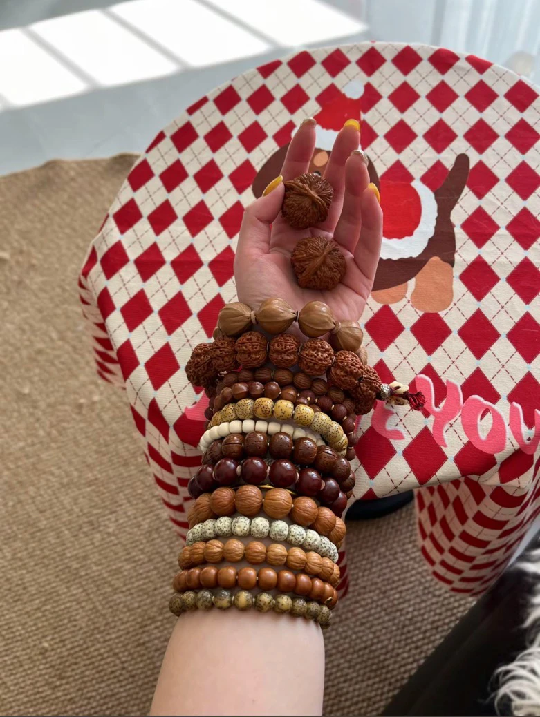 纯天然文玩核桃菩提一物一拍搭配